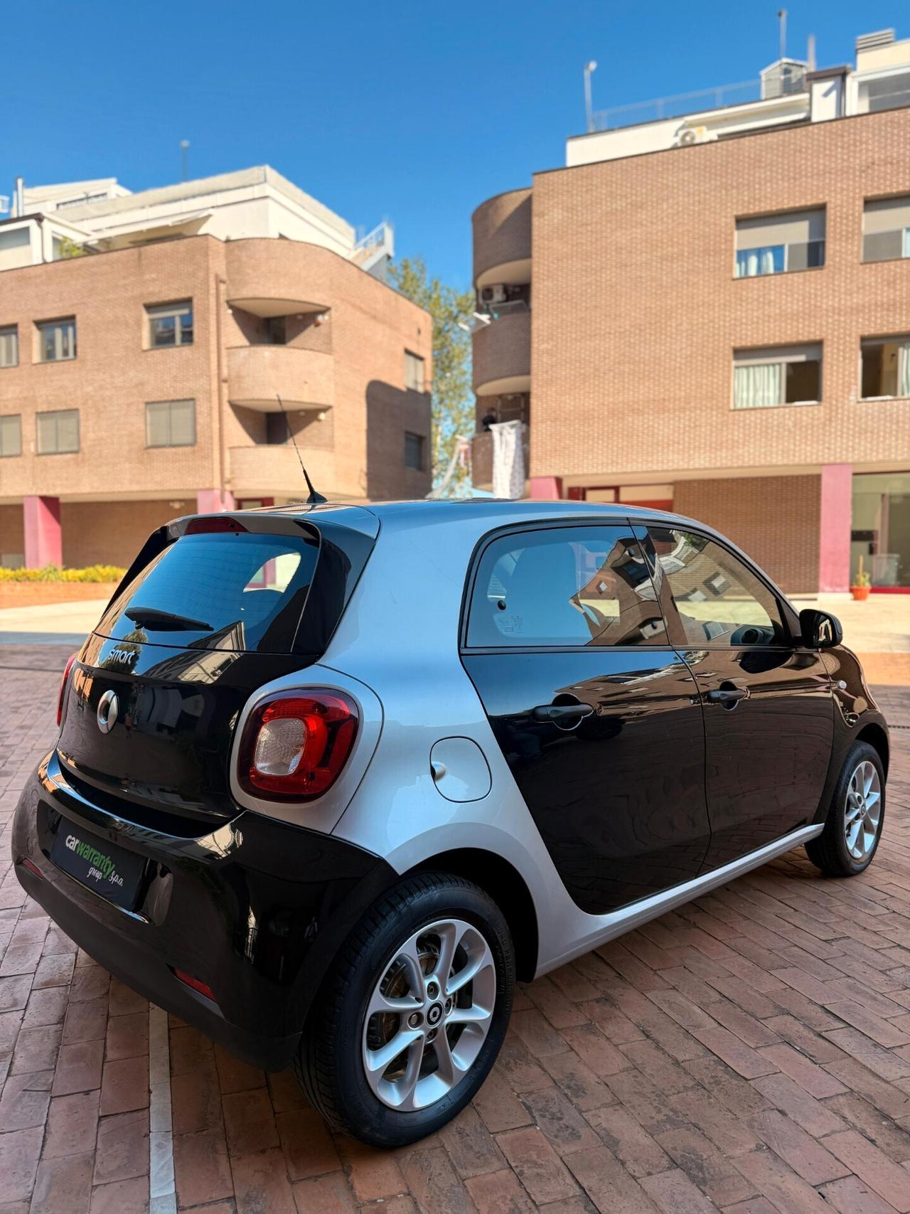 Smart ForFour 70 1.0 Youngster