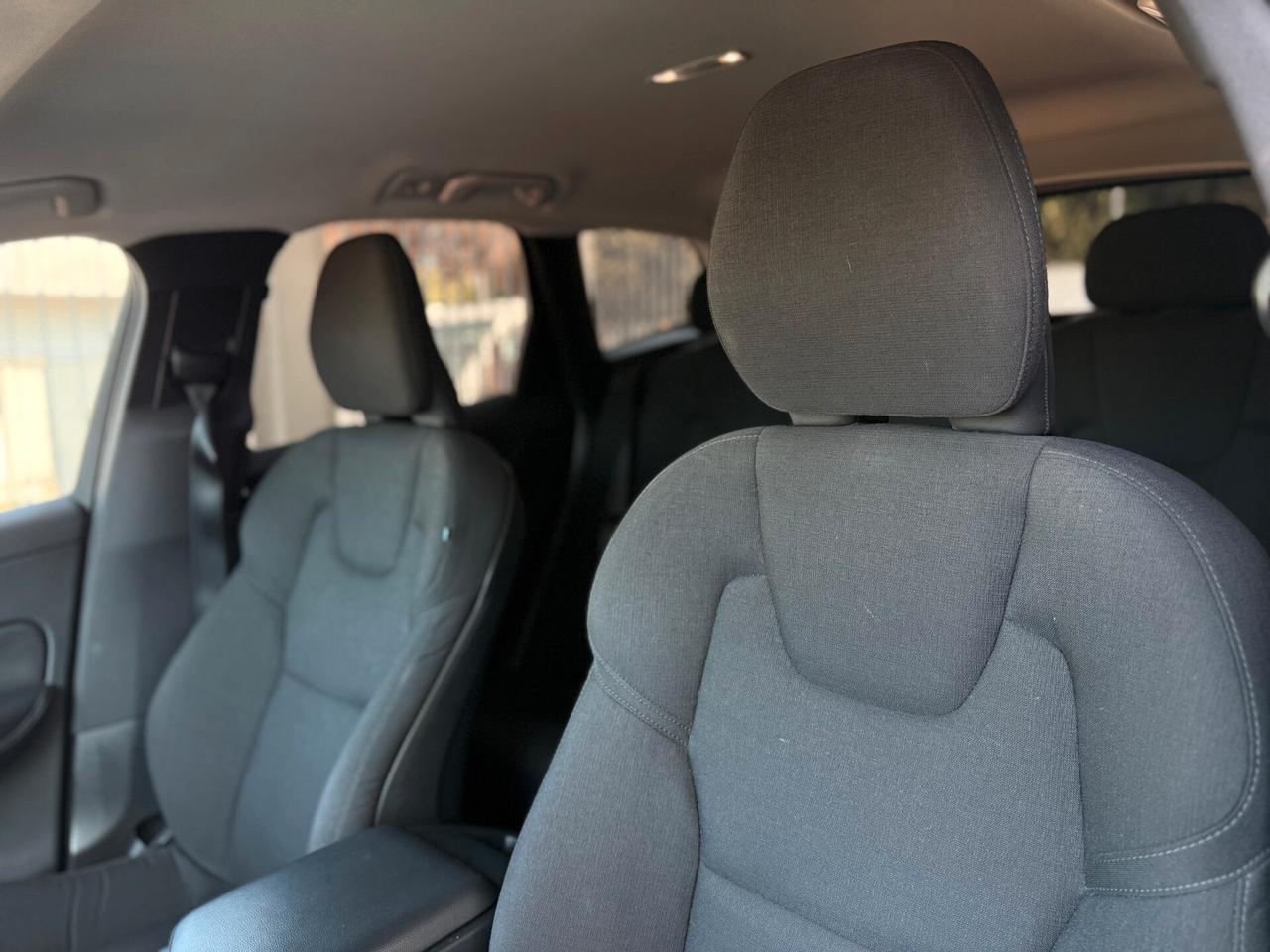 Volvo XC 60 XC60 B4 (d) AWD Geartronic Inscription