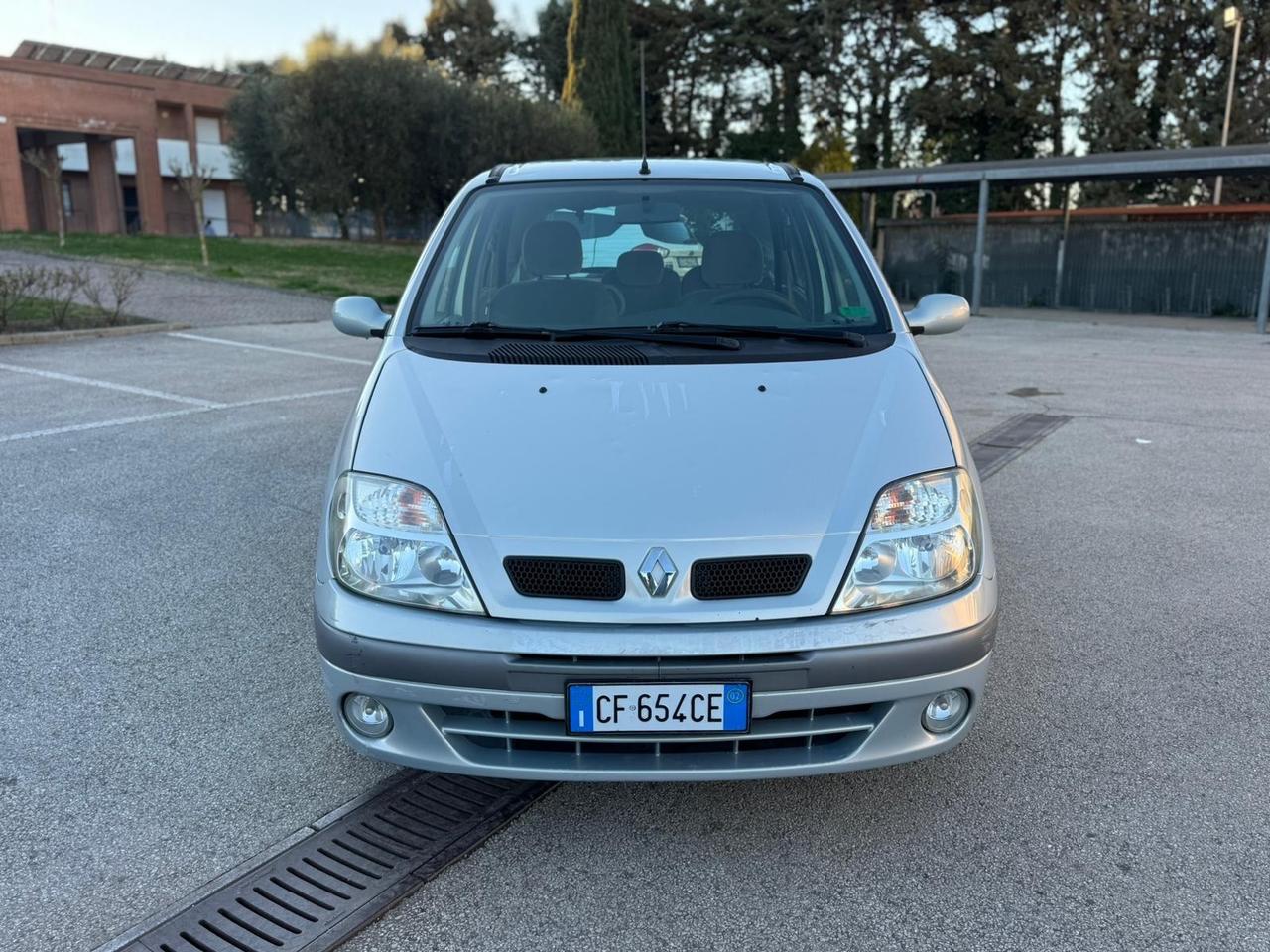 Renault Megane Scénic 1.9 dCi cat Expression