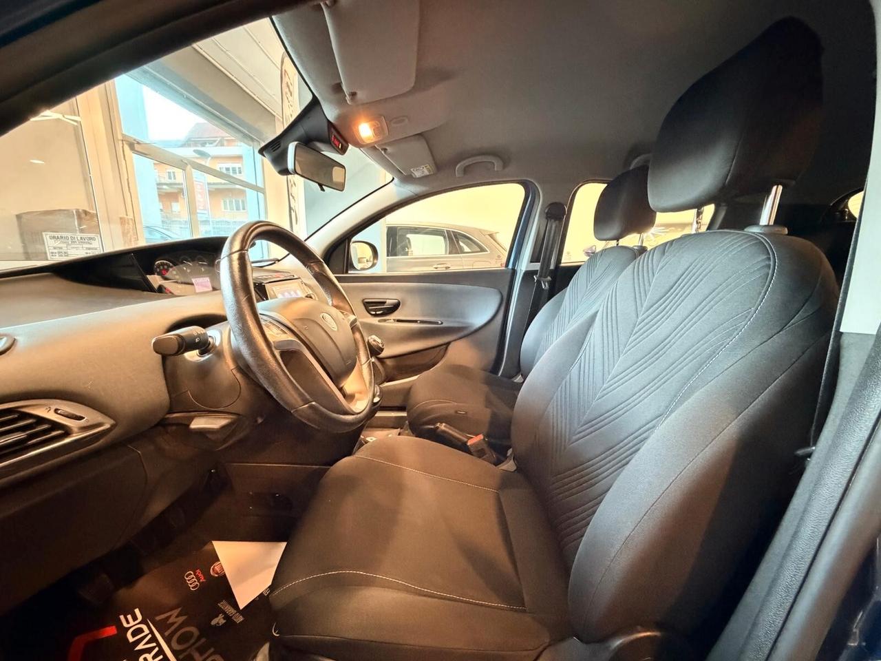 Lancia Ypsilon 1.0 FireFly 5 porte S&S Hybrid Gold 2022