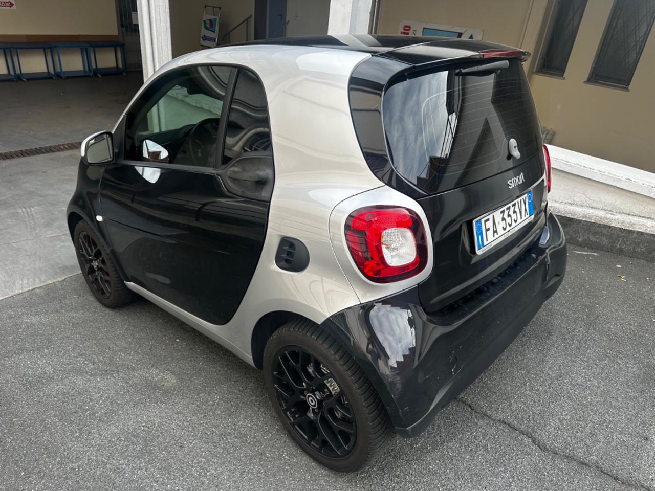 Smart ForFour 70 1.0 twinamic Youngster