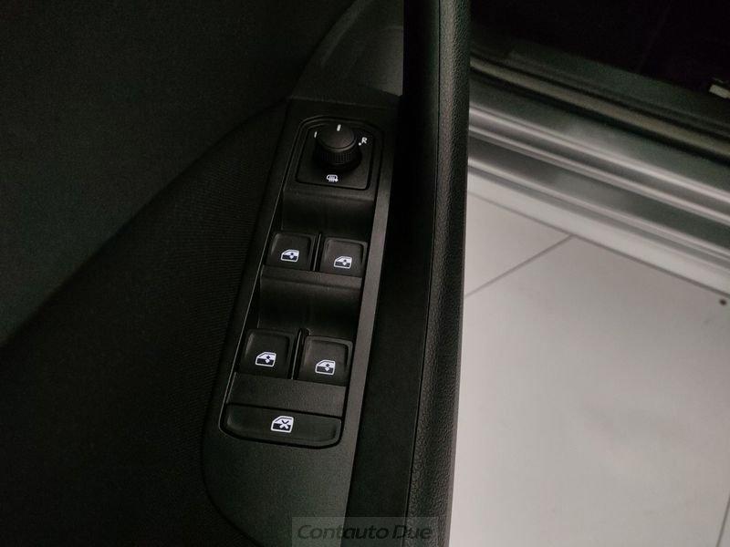 Škoda Kamiq Kamiq 1.0 tsi Black Dots 115cv dsg