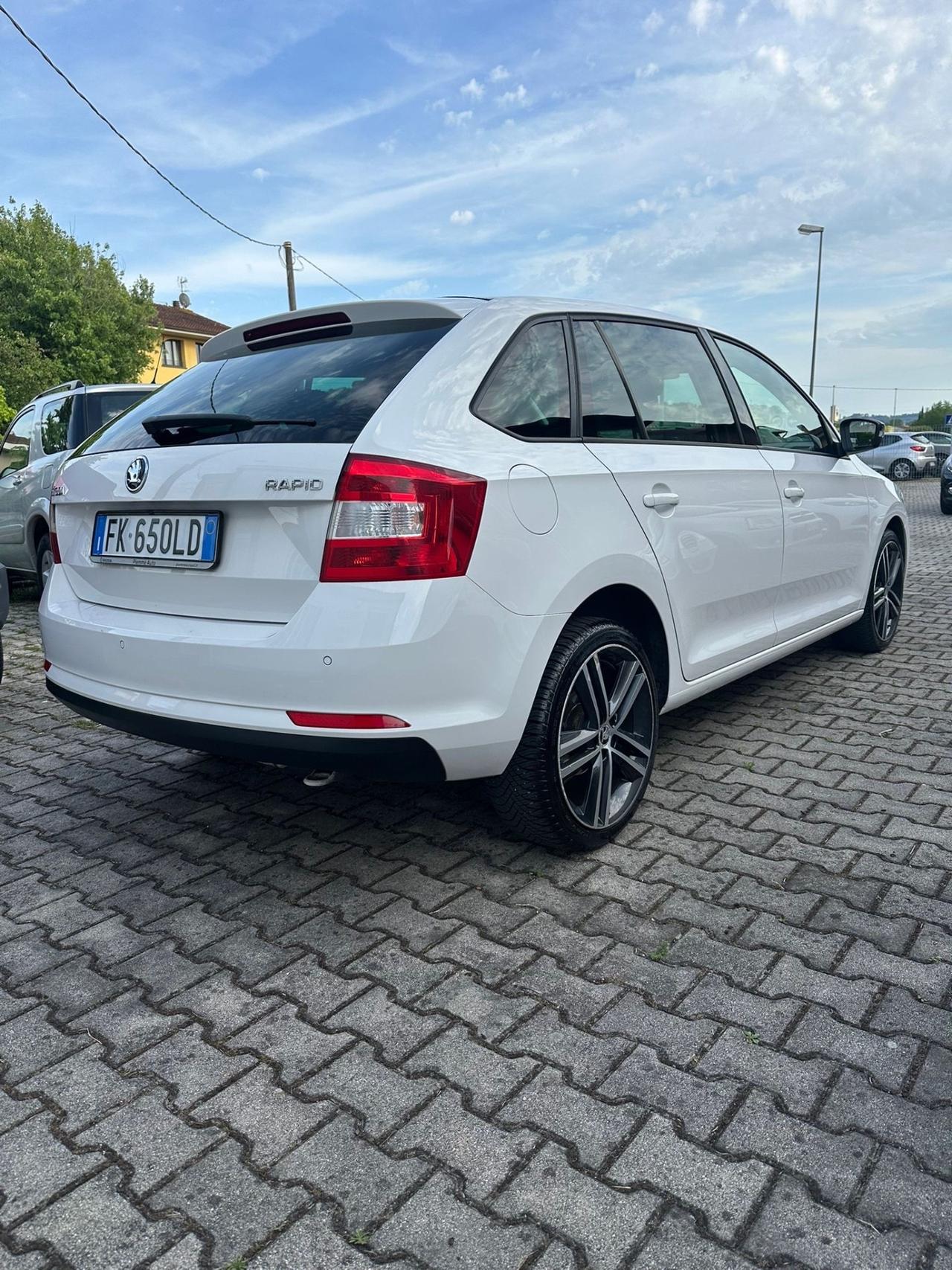 Skoda Rapid 1.4 TDI 90 CV ScoutLine