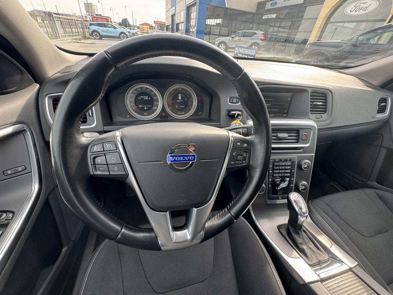 Volvo V60 D3 Geartronic Mom. Dynamic 2.0 TDCi 136CV