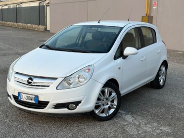 Opel Corsa 1.3 diesel 2009 cambio automatico