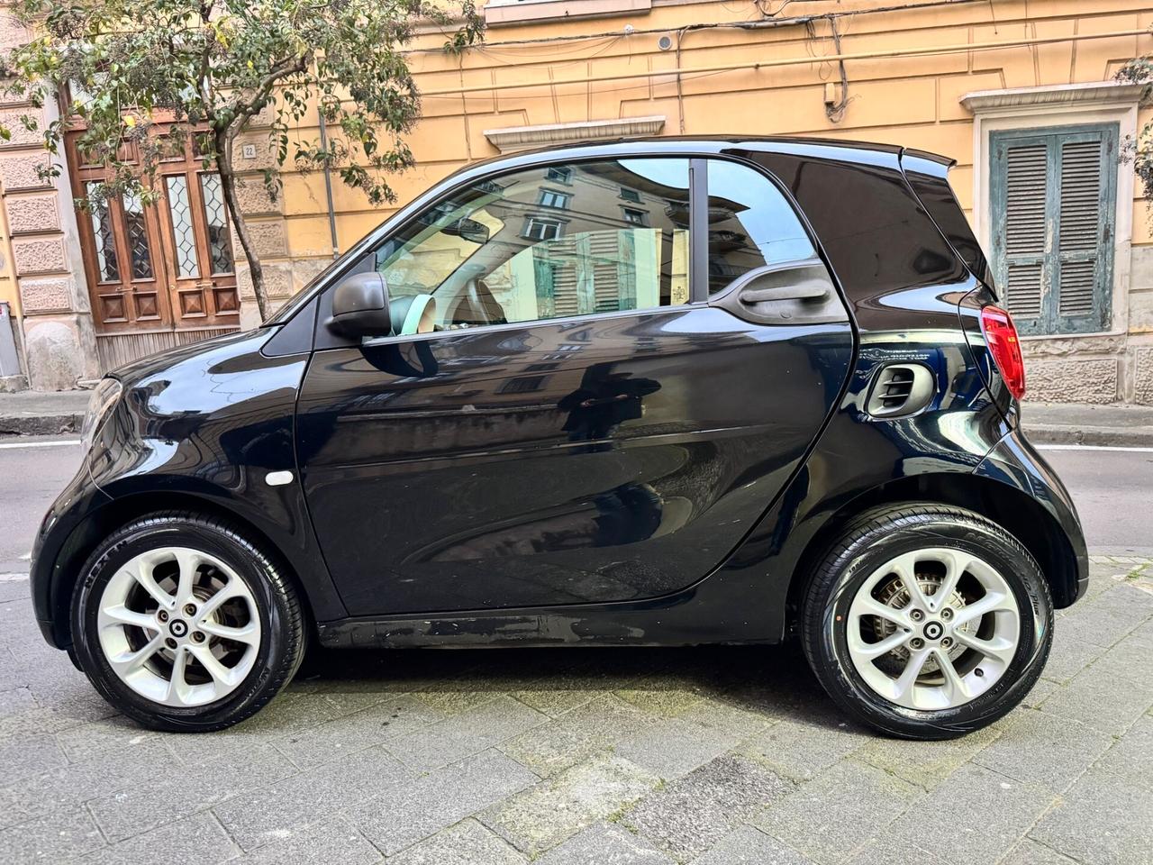 Smart ForTwo 70 1.0 BENZ AUTOMATICA - 2017