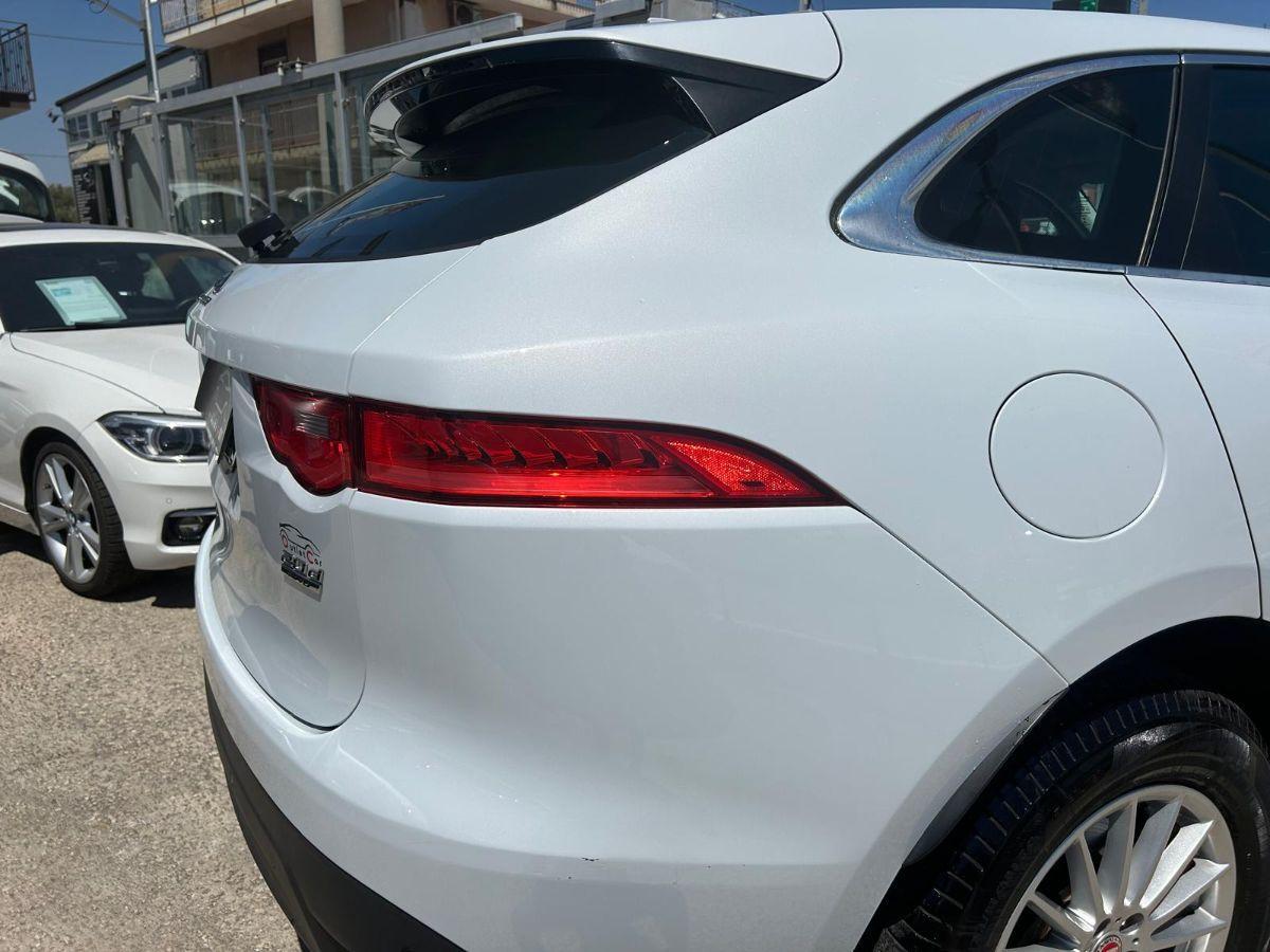 JAGUAR - F-Pace - 2.0d 180 CV Prestige