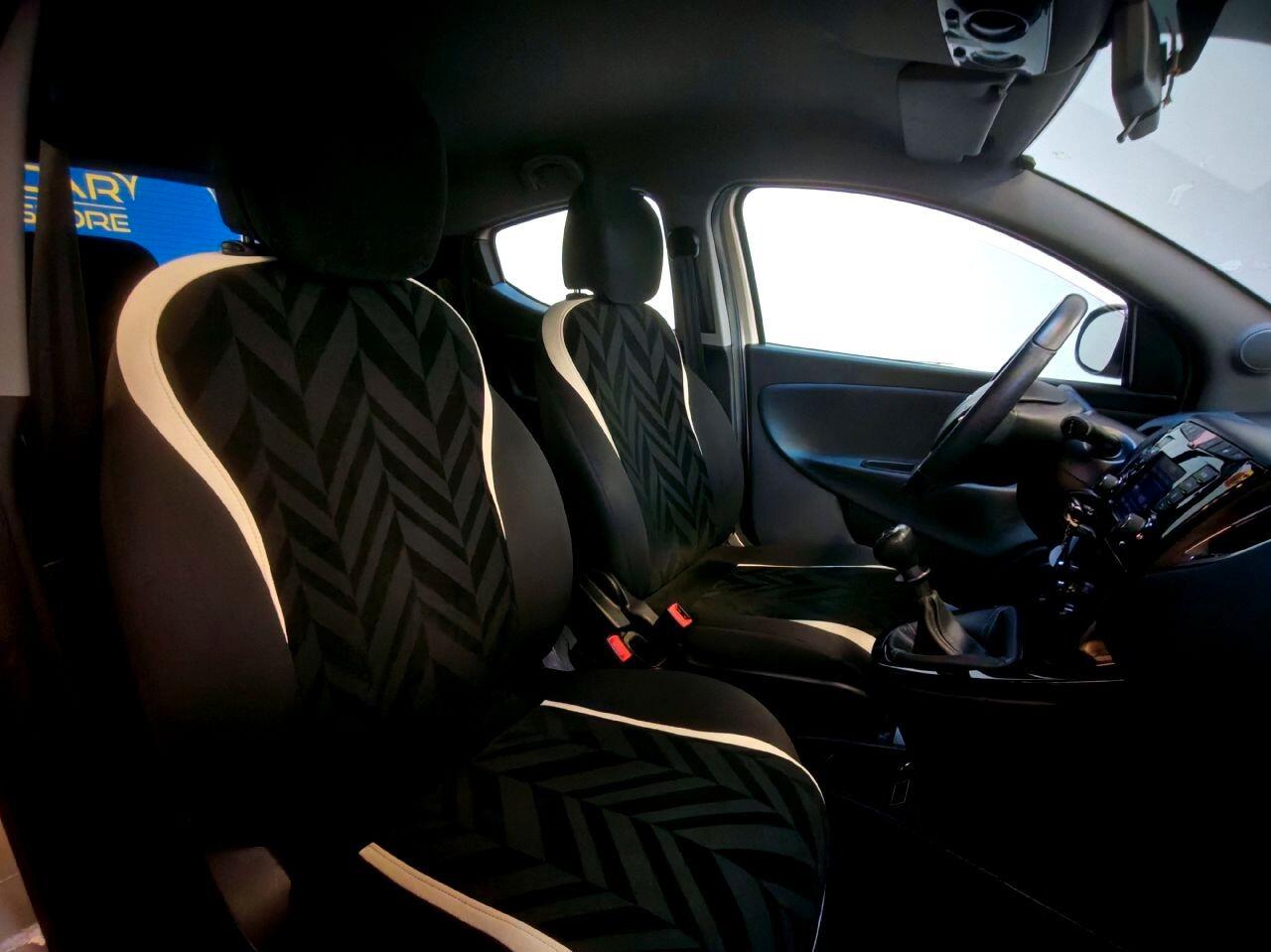 Lancia Ypsilon 1.2 GPL Gold