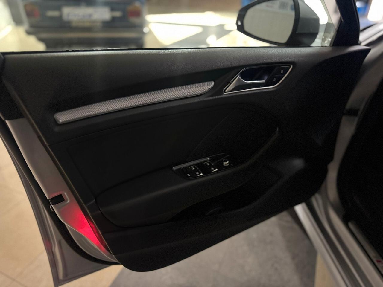 Audi A3 SPB 1.6 TDI clean diesel S tronic Ambition