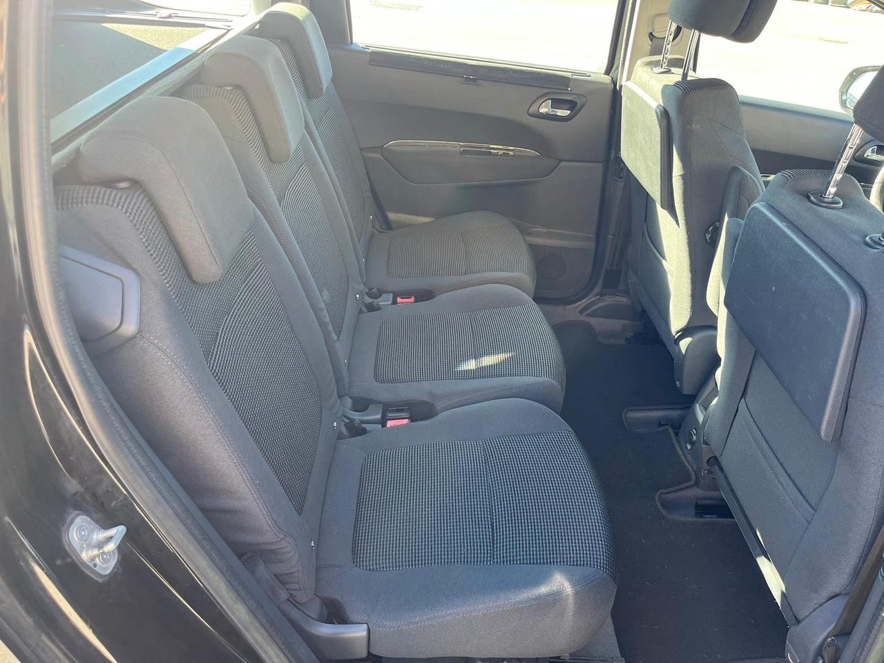 Peugeot 5008 1.6 HDi 112CV Business