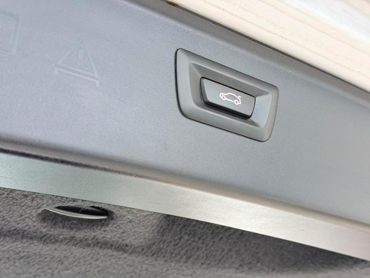 BMW 520d TOURING 190CV AUTO TETTO/PELLE