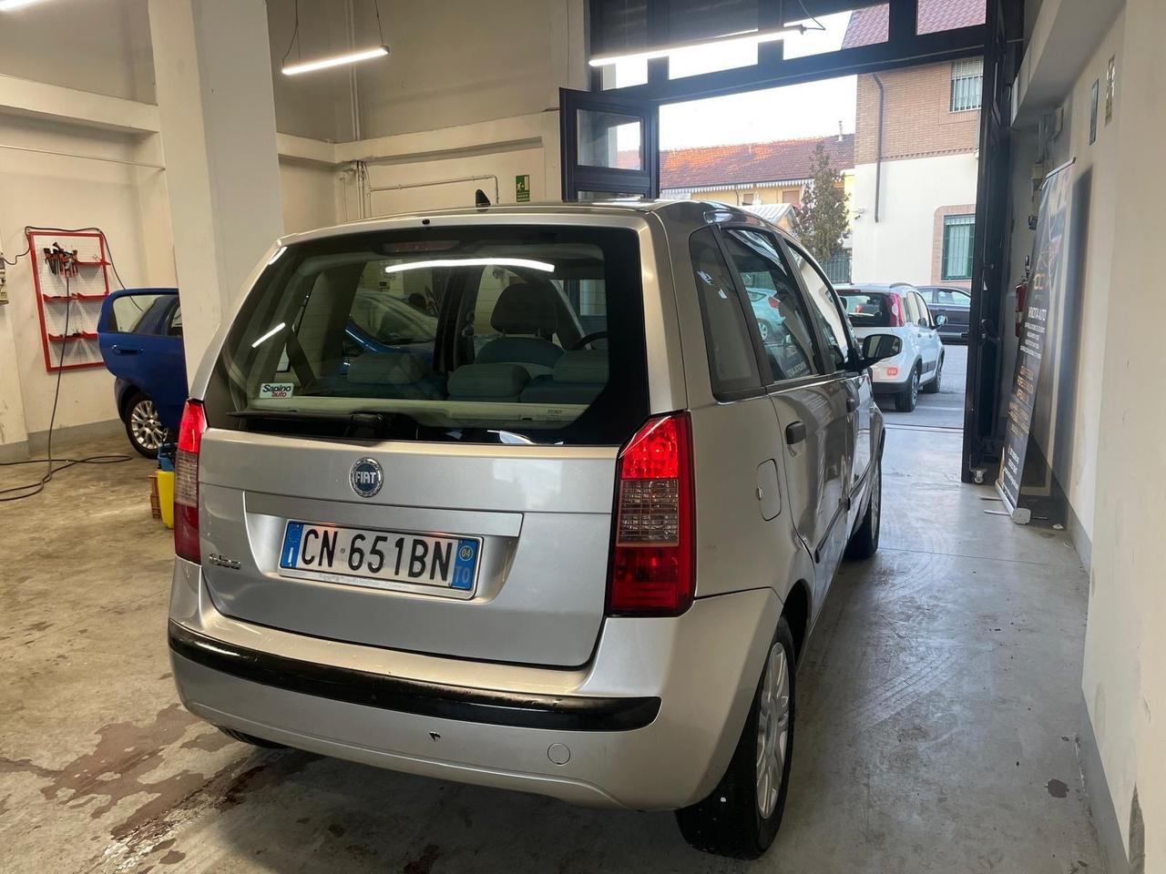 Fiat Idea 1.4 16V Emotion