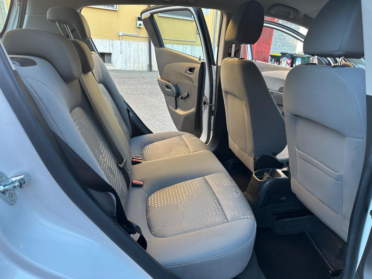 Chevrolet Aveo 1.2 86CV GPL della casa 5 porte