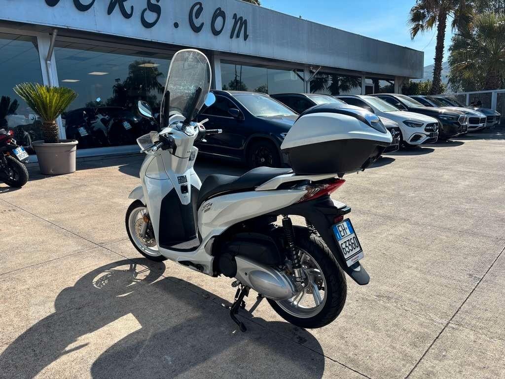 Honda SH 300 i 2017 / KM 23.000 Condizioni pari al nuovo