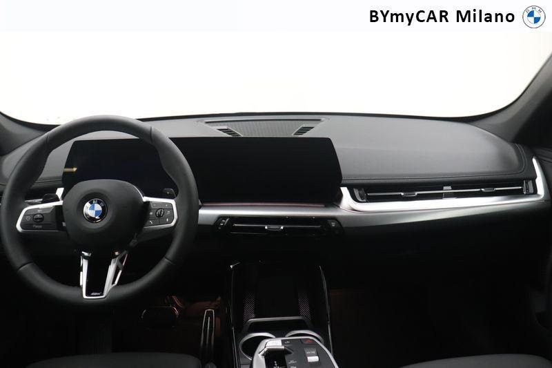 BMW X1 18 i X-Line sDrive DCT