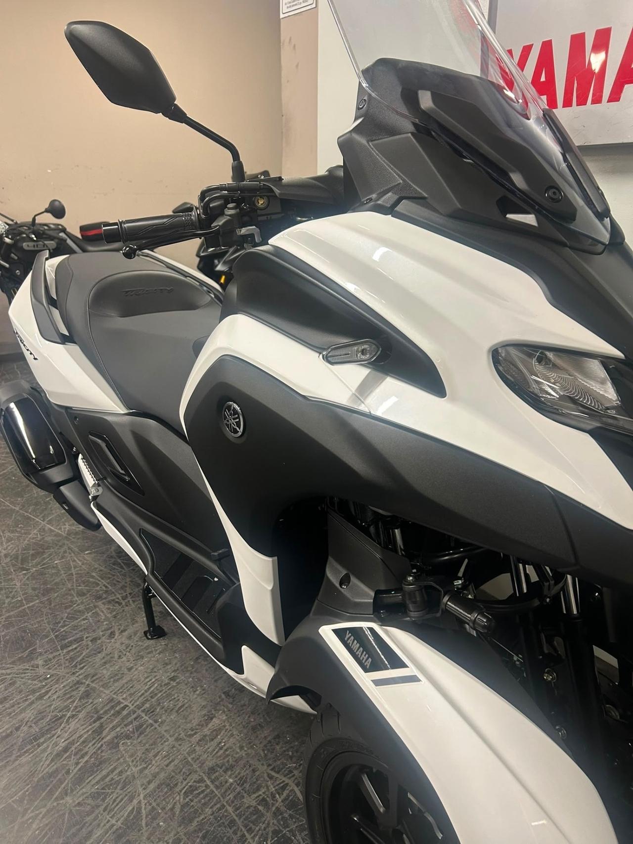 Yamaha Tricity 300 Airbag