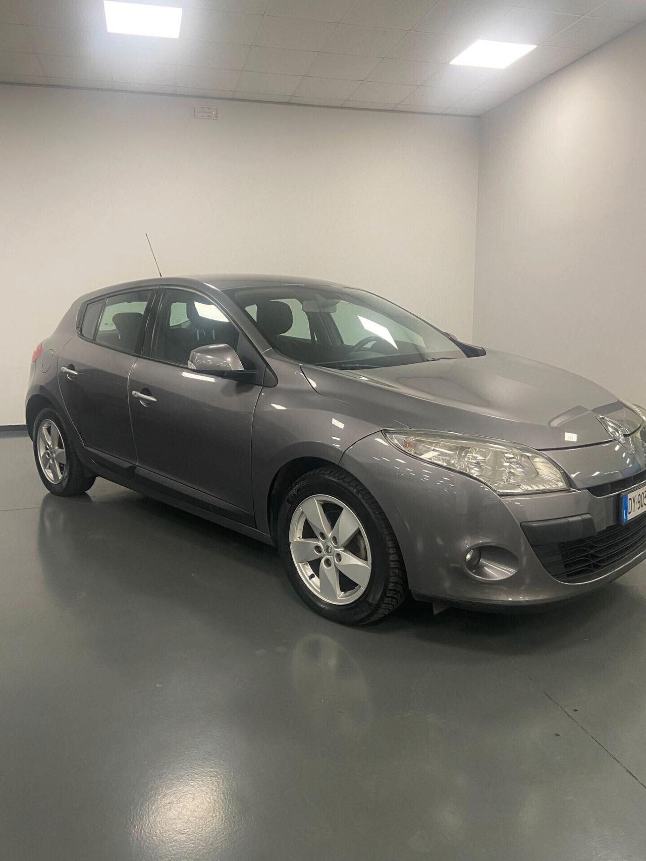 Renault Megane Mégane 1.5 dCi 110CV Dynamique
