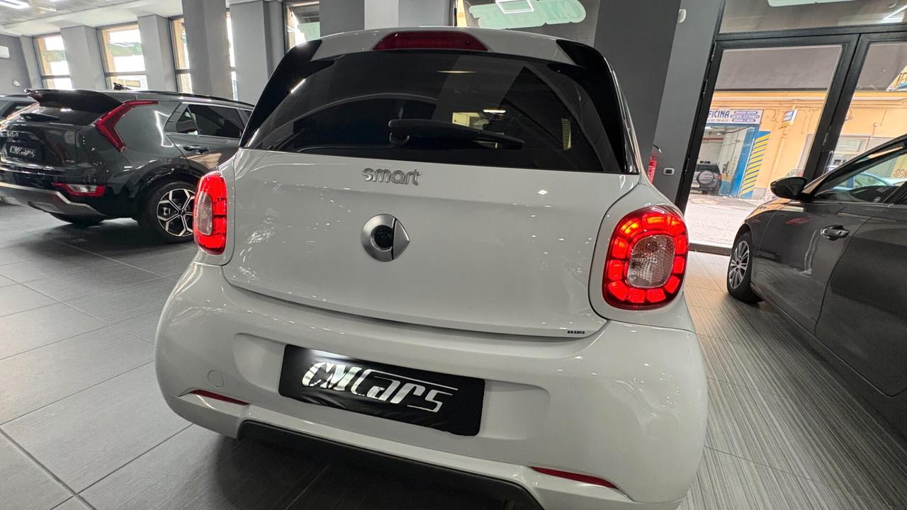 smart forFour 0.9 GPL turbo 90cv Superpassion Twinamic ITALIANA