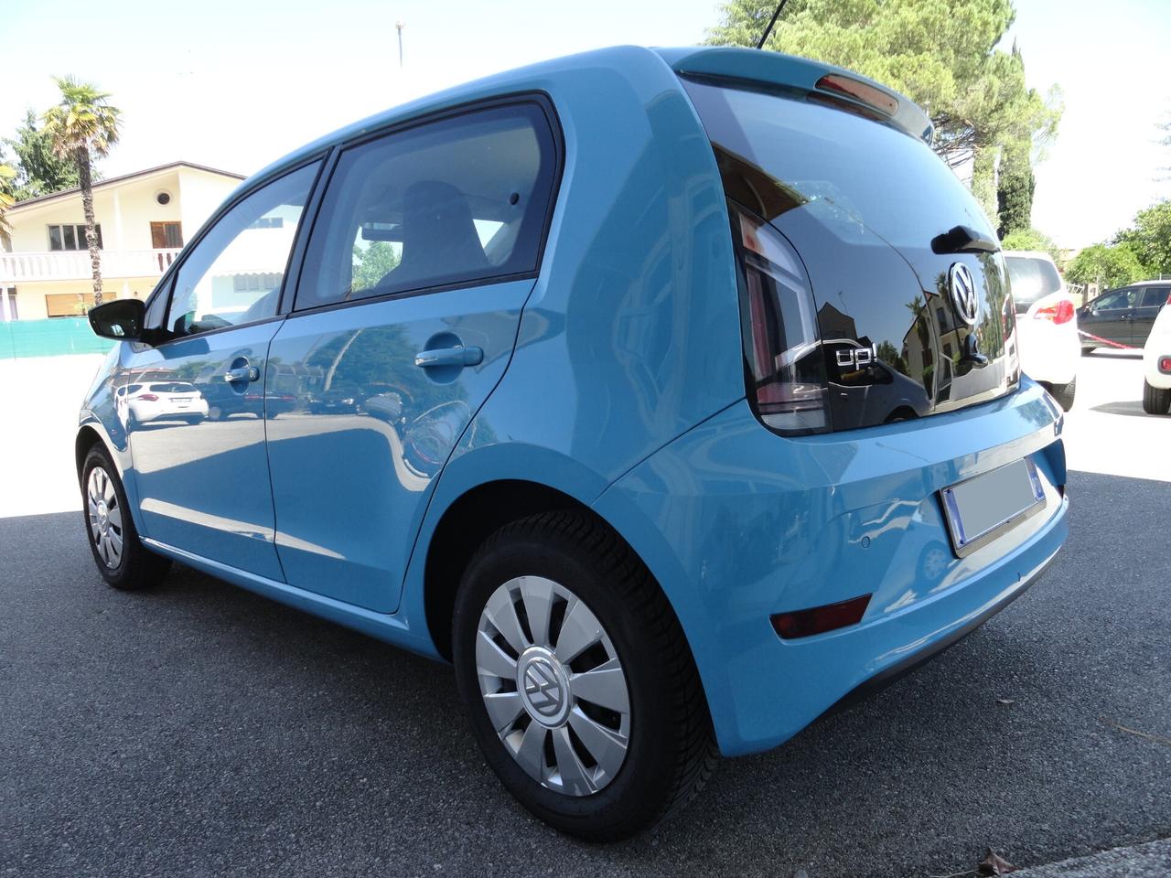 Volkswagen up! 1.0 5p. move