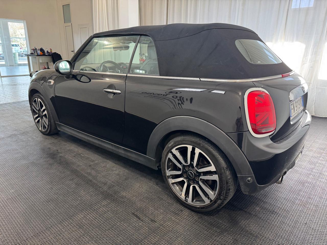 Mini 1.5 Cooper Hype Cabrio