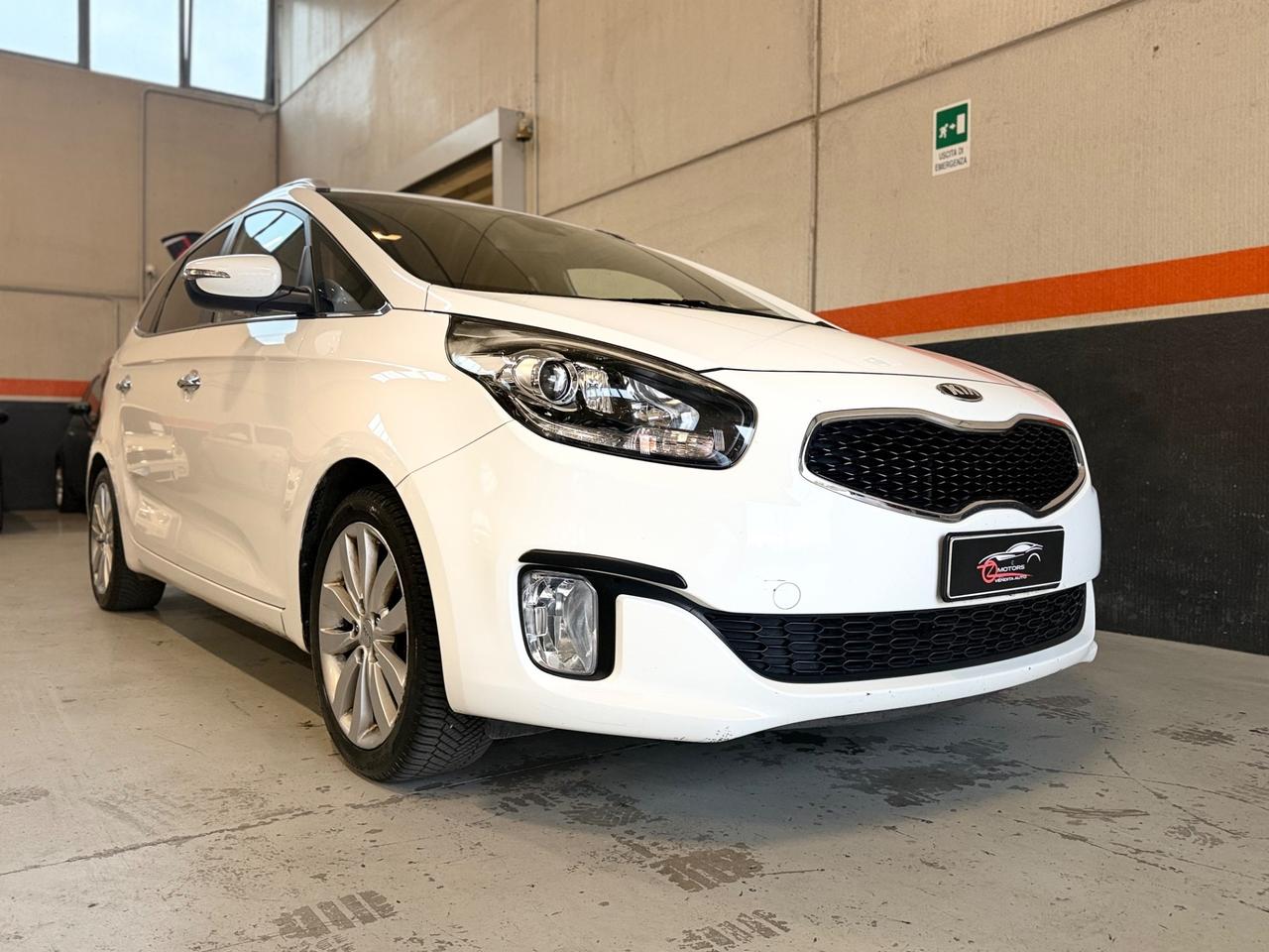 Kia Carens 1.7 CRDi 115 CV Class 7 POSTI NEOPATENTATI