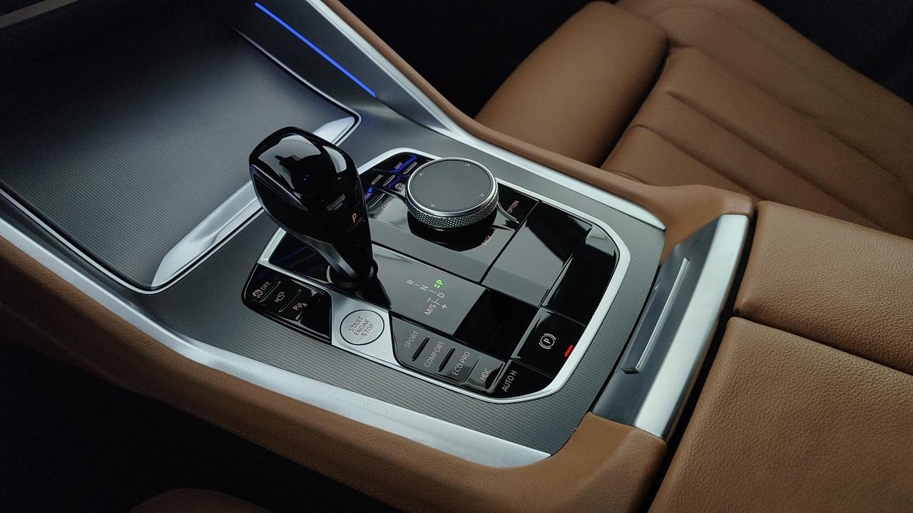 BMW X6 G06 - X6 xdrive30d mhev 48V xLine auto