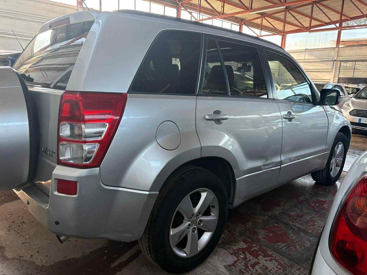 Suzuki Grand Vitara 1.9 DDiS 5 porte Executive