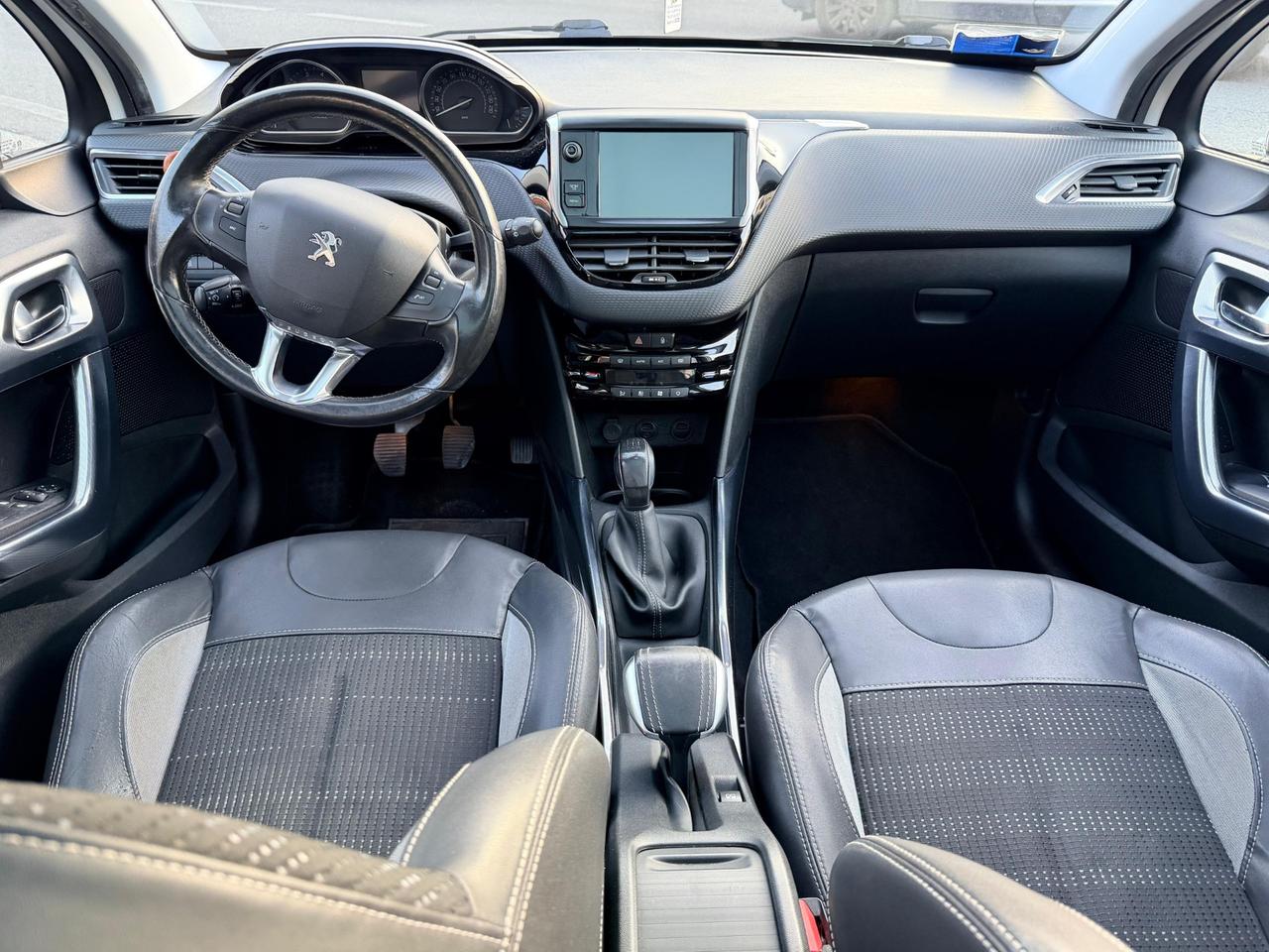 Peugeot 2008 1.2 VTi 82CV Allure