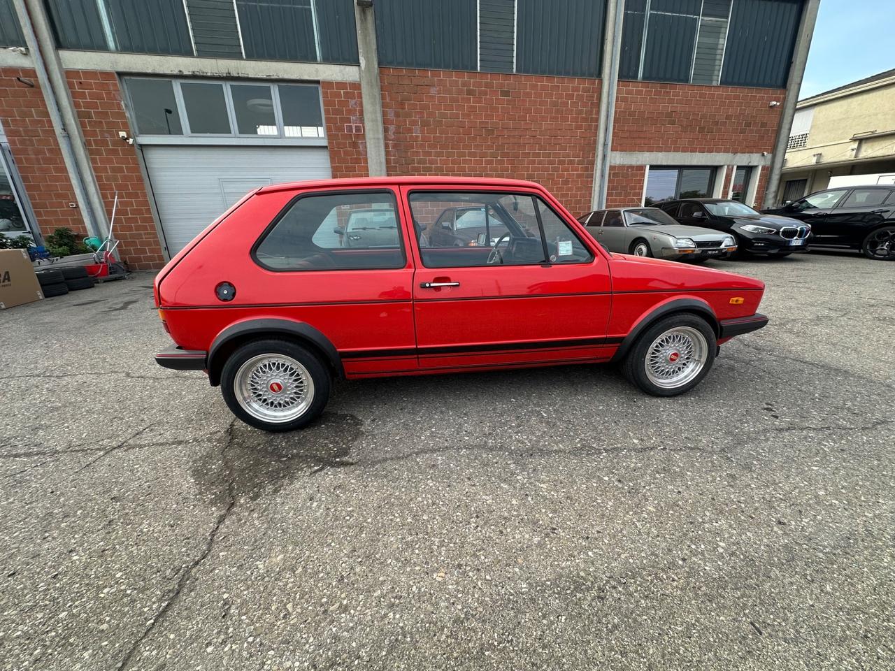 Volkswagen Golf GTI 1.6 del 1981 mk1
