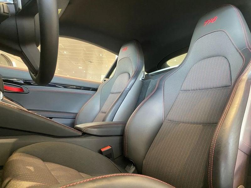 Porsche 718 Cayman T 2.0 300 cv PDK