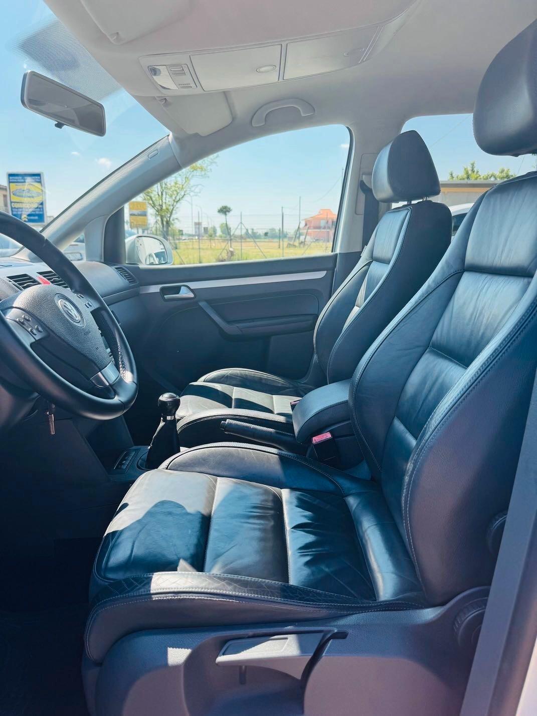 Volkswagen Touran 2.0 Trendline Ecofuel 7 POSTI