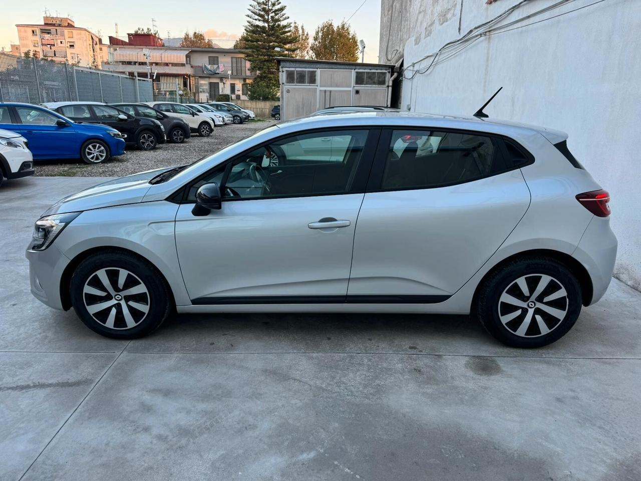 RENAULT CLIO 1.0 TCe 90CV 2023!!! EQUILIBRE!!!