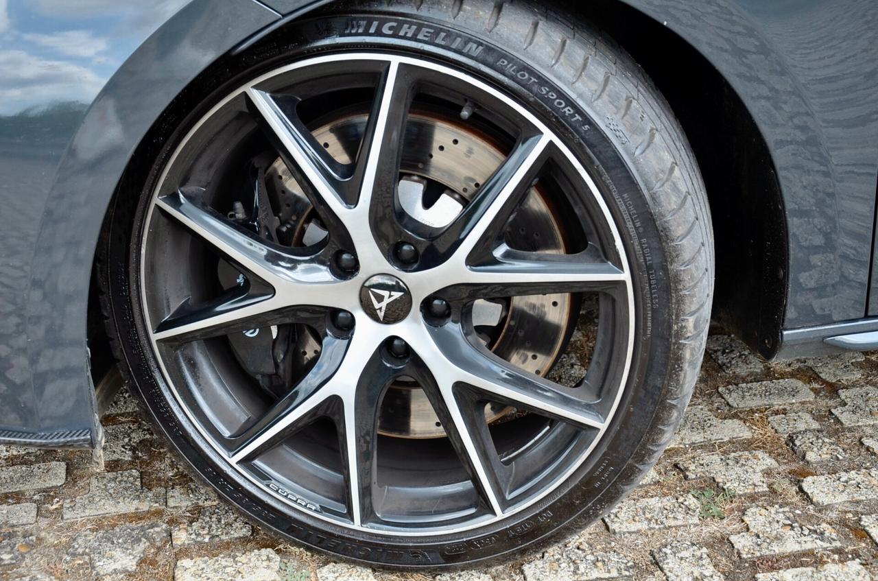 SEAT LEON ST 2.0 TSI CUPRA R 4DRIVE 300cv DSG, UFF ITALIANA, SERVICE UFF SEAT, EURO 6D, SCARICO, FARI LED, PADDLE, NAVI, PERMUTE