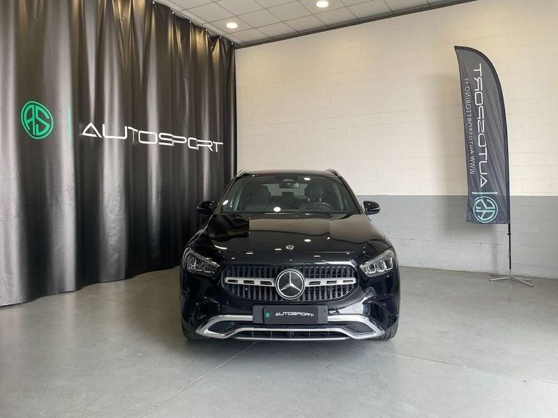 Mercedes-Benz GLA GLA 180 Automatic Progressive Advanced