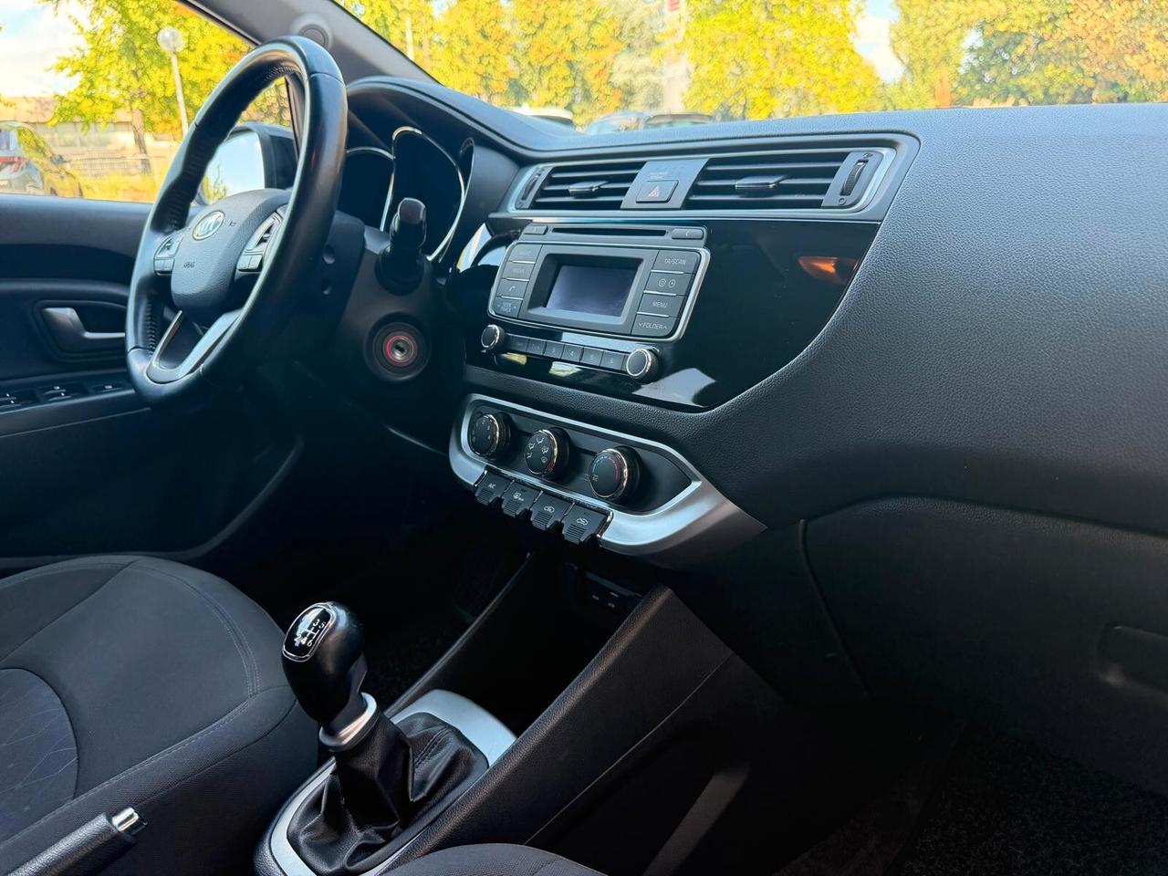 Kia Rio 1.1 CRDi 5p. Cool