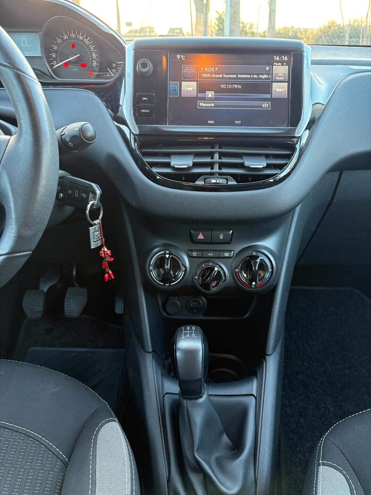 Peugeot 208 Allure