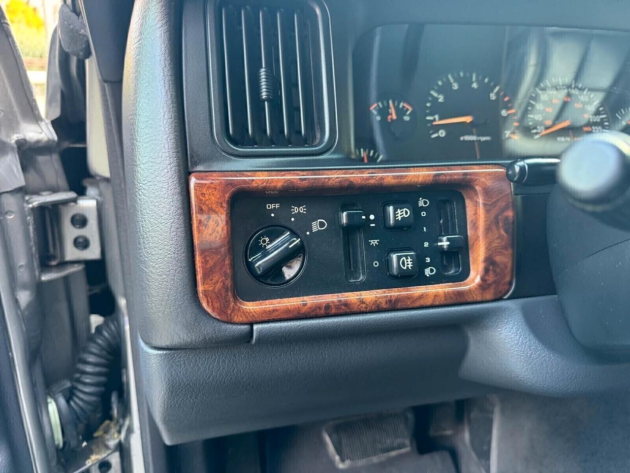 JEEP GRAND CHEROKEE 5.2 (EU) 4WD aut. A.S.I.