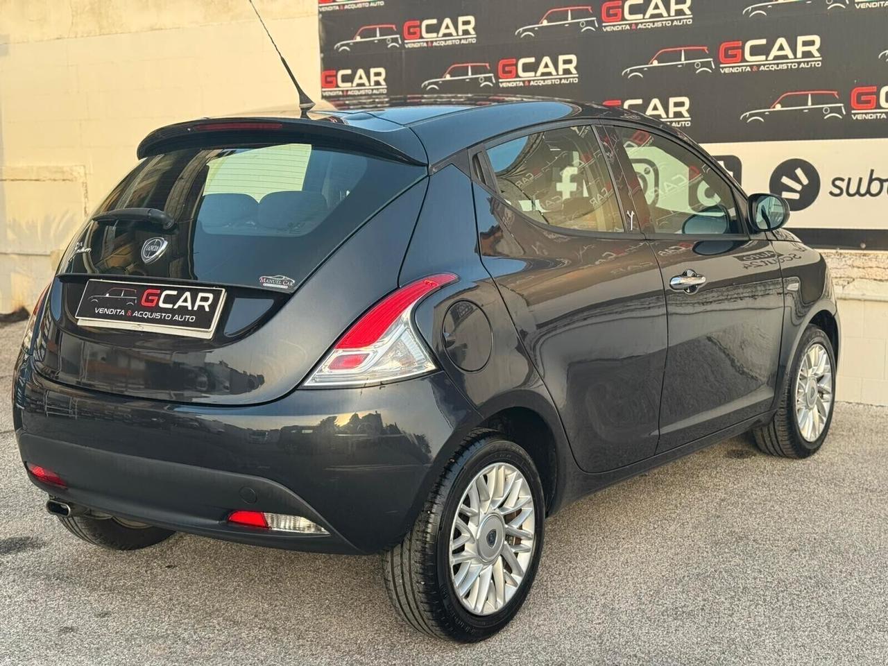 Lancia Ypsilon 1.2 69 CV 5 porte S&S Gold