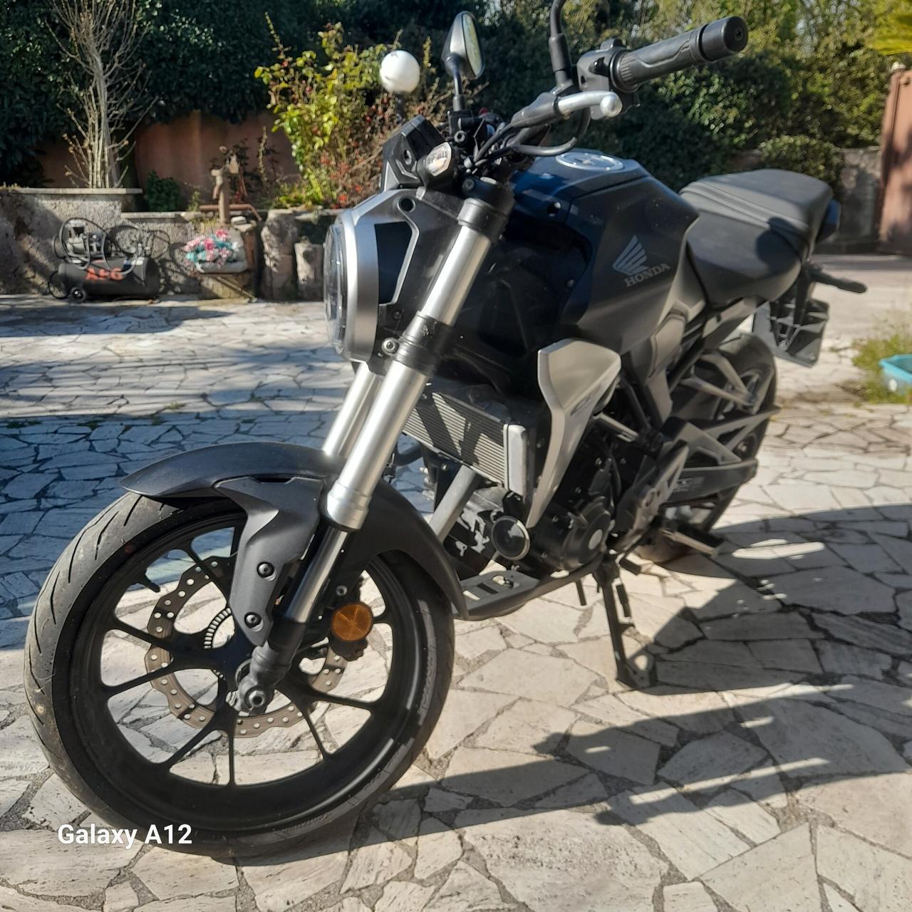 Honda CB 300 R CB300R COME NUOVA!
