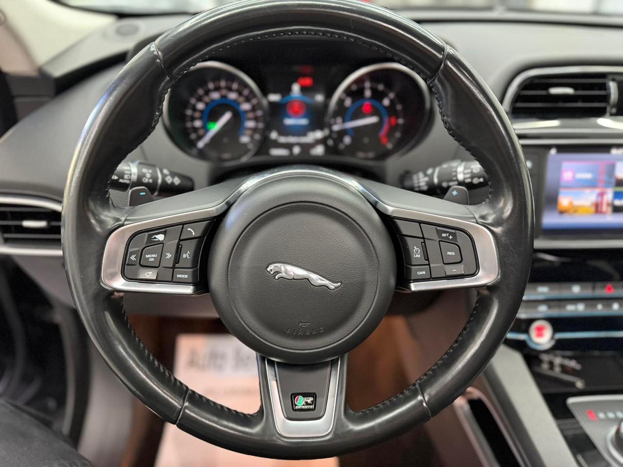 Jaguar F-Pace 2.0 D 180 CV AWD R-Sport 2017