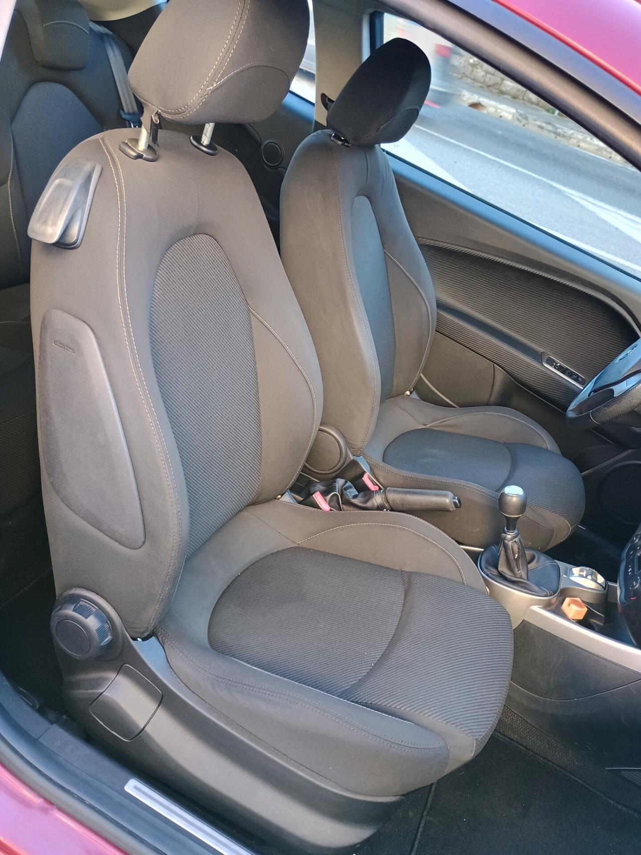 Alfa Romeo MiTo 1.4 105 CV M.air S&S Distinctive