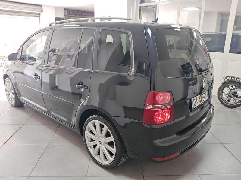 Volkswagen Touran Touran 2.0 tdi Highline 170cv dpf 7POSTI