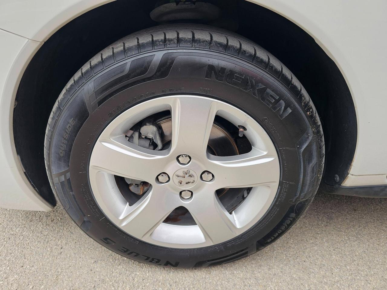 PEUGEOT 3008 1.6 HDI 112CV ACCESS PREMIUM AUTO