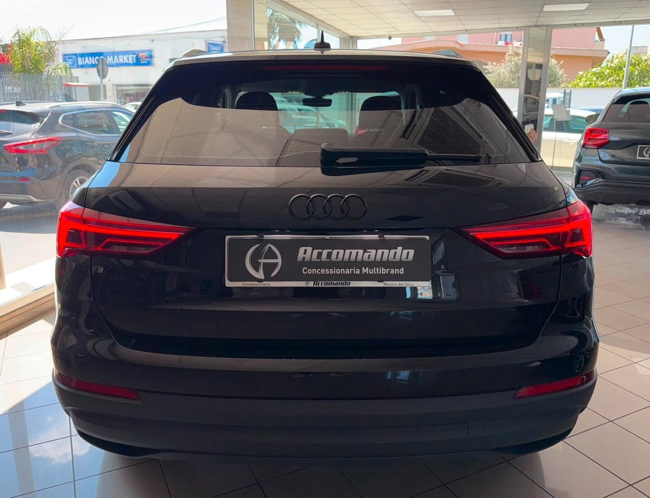 Audi Q3 35 TDI 150CV S-tronic Business Advanced