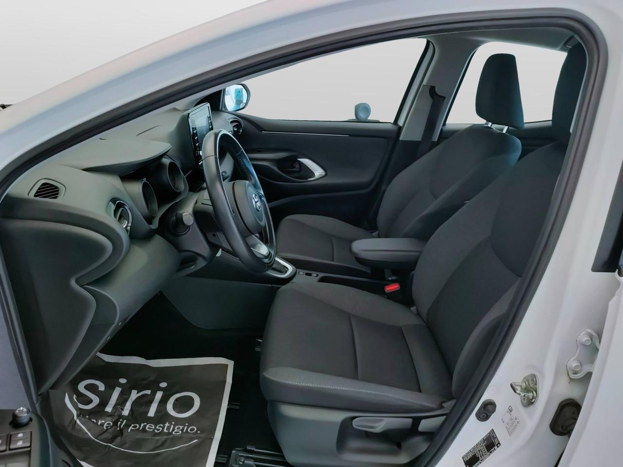 TOYOTA Yaris IV 2020 - Yaris 1.5h Trend
