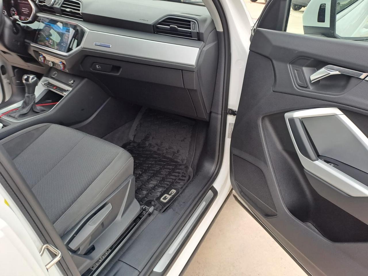 Audi Q3 35 TDI S tronic Business Advanced