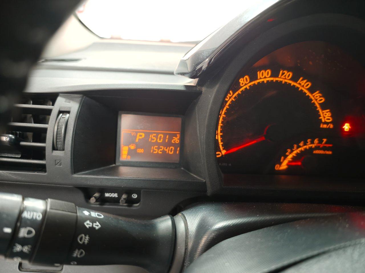 Toyota iQ 1.0 Tobasco cvt