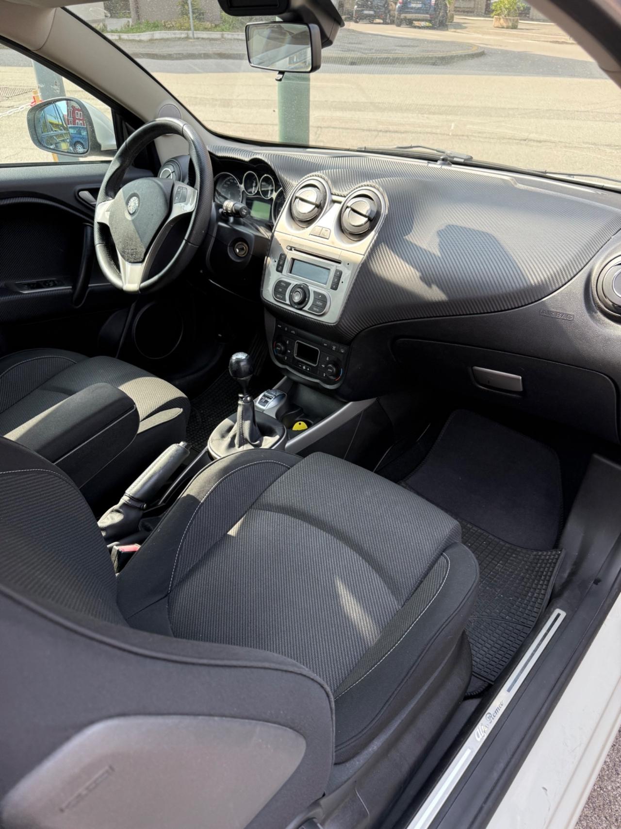 Alfa Romeo MiTo 1.3 JTDm-2 95 CV S&S Distinctive