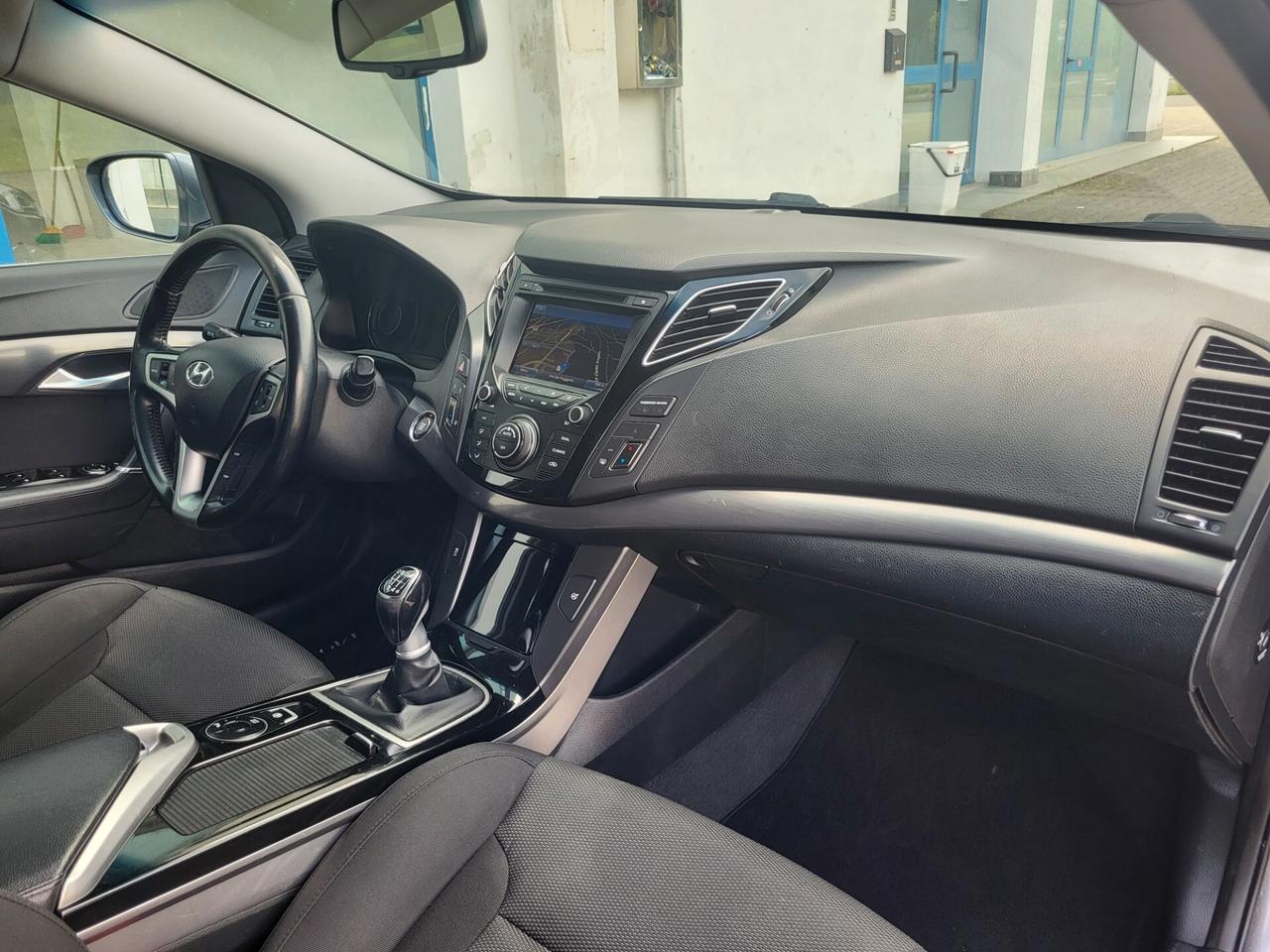 Hyundai i40 Wagon 1.7 CRDi 141 CV 7DCT Comfort