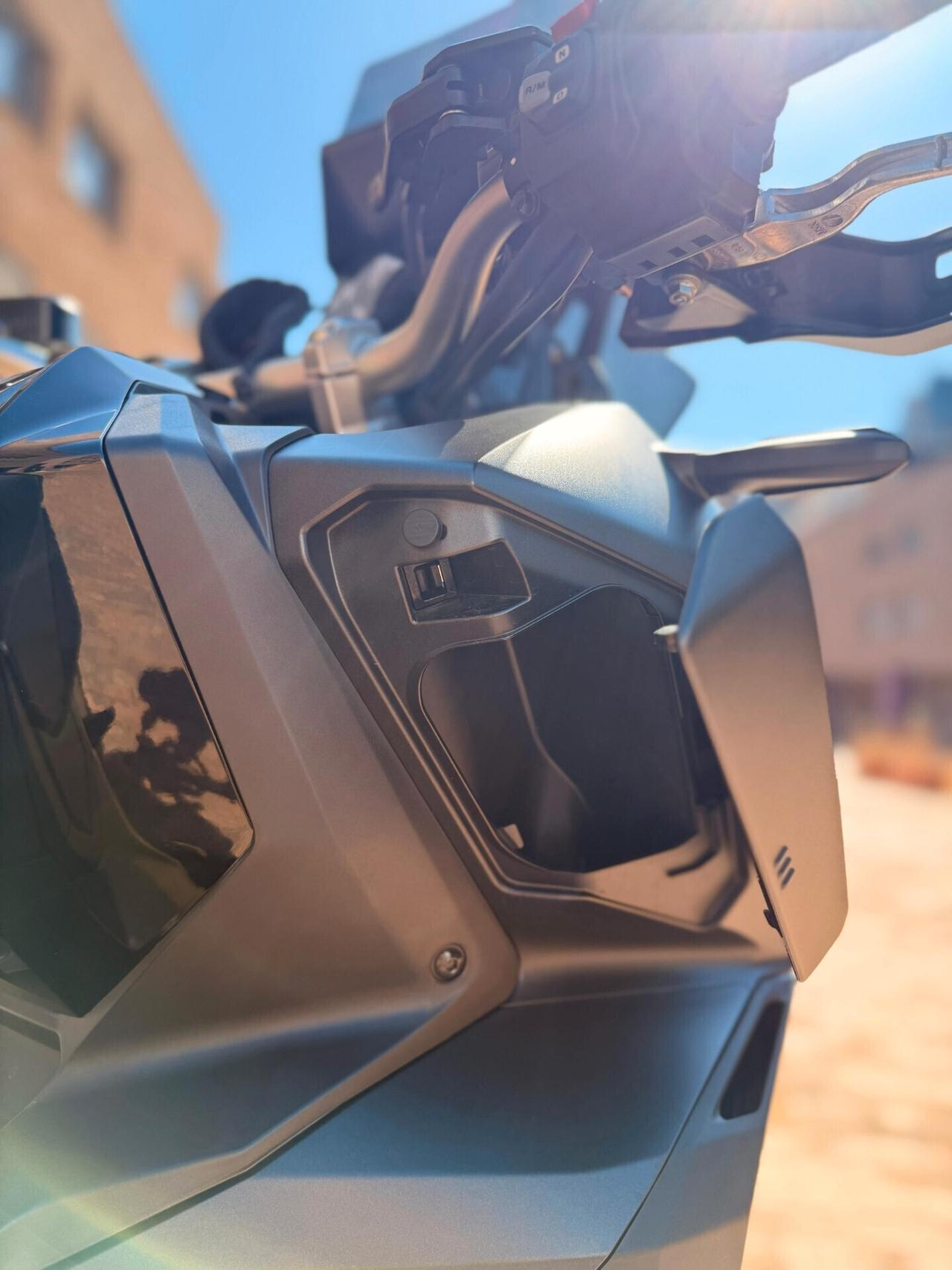 HONDA XADV 750